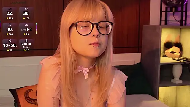 MoliQin 即時 XXX 聊天
