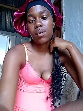 Show modela Siphelelesphesh na web-kameri