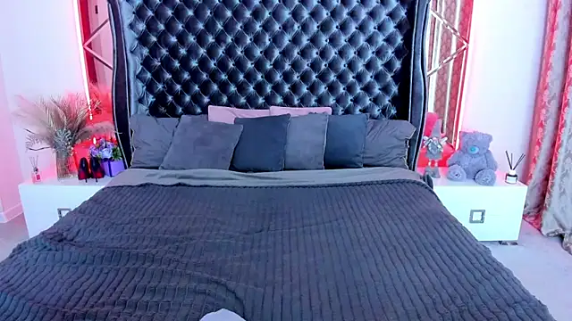 XXX chat uživo modela Rebecca_Diamond