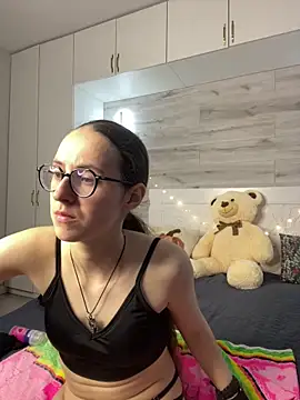 MartiniiSelenna's Live XXX Chat