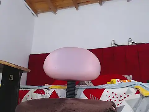 luna_piinkk Show Webcam