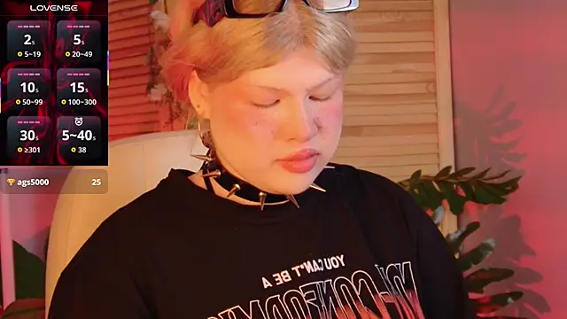 LilithNlsn Live XXX-chat