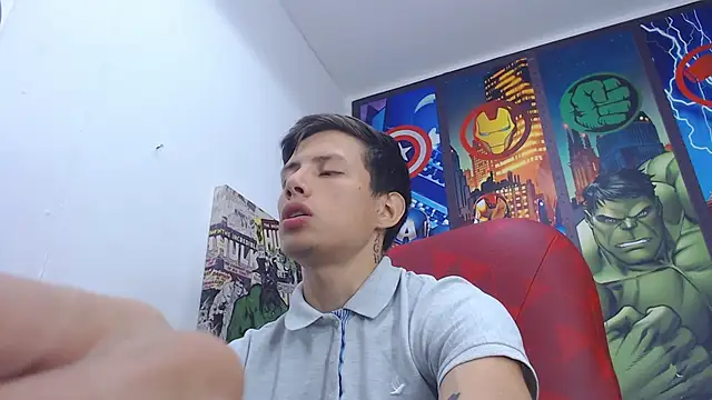 Erick_Castn Webbikameraesitys