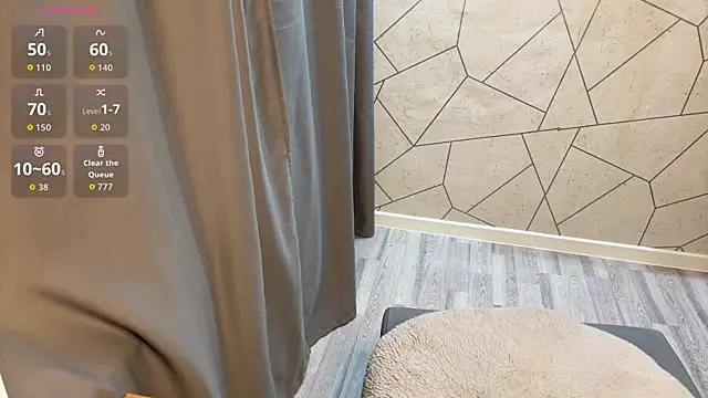 XXX chat uživo modela sofiasuperplus