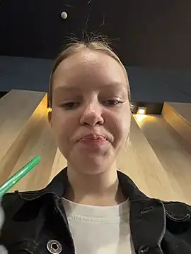 AshleyMur – Naživo XXX chat