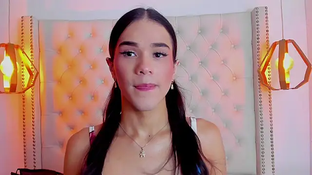 _ISALITTLESTAR_ – Naživo XXX chat
