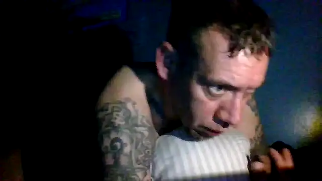 B2369 Show in webcam