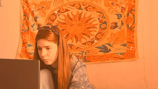 Chat XXX en directo de AliceCUNTach
