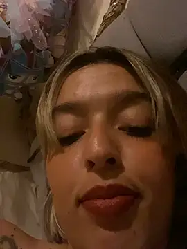 Chat XXX en directo de BlueStoneX