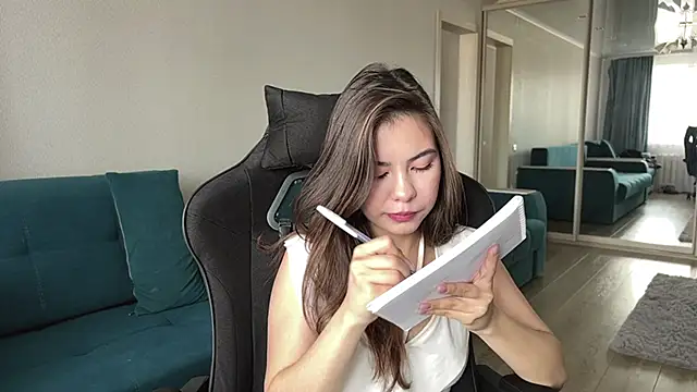 XXX chat uživo modela Ellewaay