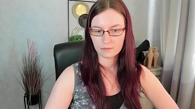 Онлайн чат XXX emmaxDelight