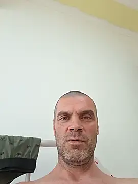 MASTERBALCANIAN লাইভ XXX চ্যাট