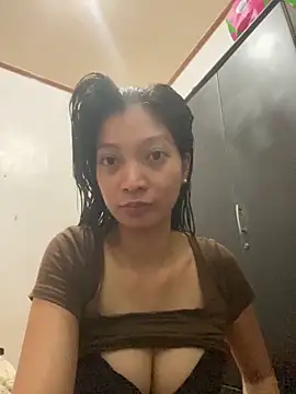 gig10 Chat XXX live