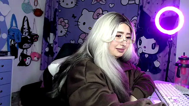 lussyevans24 – Live XXX-chat