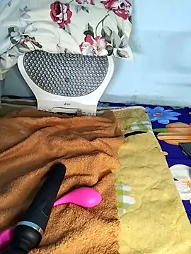 Zu_naaのライブXXXチャット