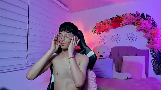 Patrick_Howland_n Webbikameraesitys