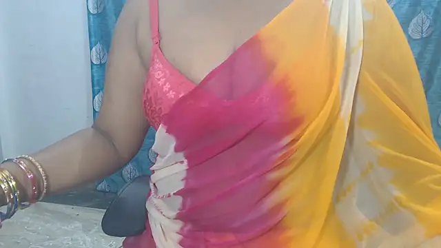 Sophia_your Adlı Modelin Canlı XXX Sohbeti