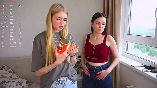 EllenReeves: онлайн-секс-чат