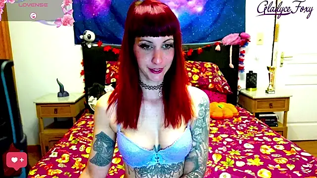 Chatroom XXX en direct de Gladyce_Foxy