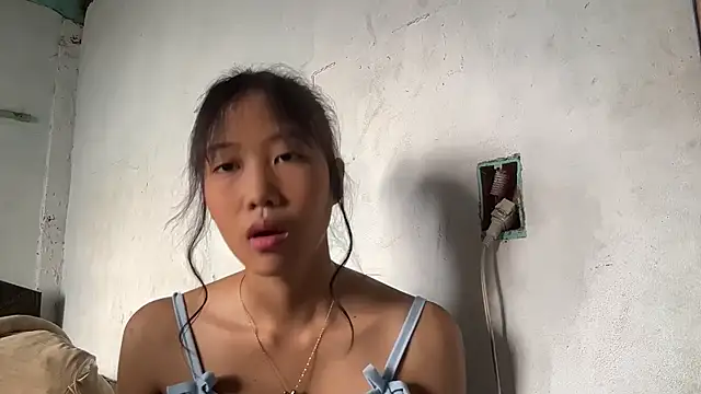 LaurenaBurstein's Live XXX Chat