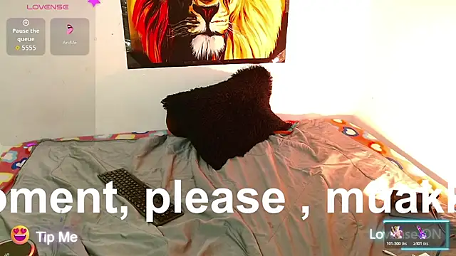 Divinejewel69 élő XXX-chatje