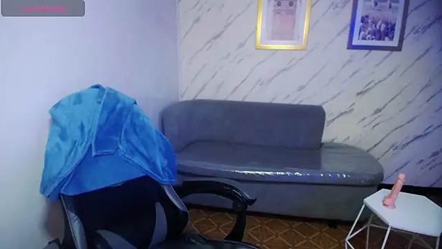 Sweet_Cam_v élő XXX-chatje