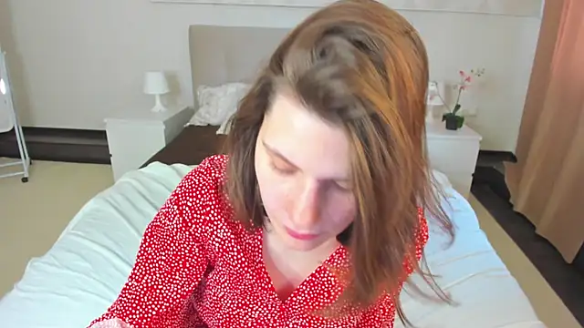 Kira_Be11 élő XXX-chatje