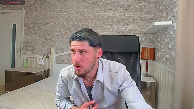 Chat +18 de JonahShaw ao vivo