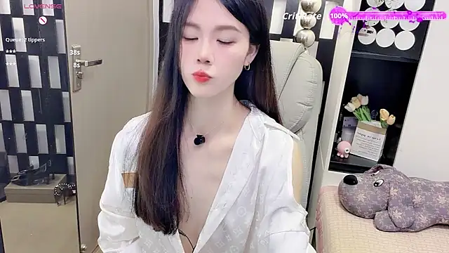 Yueyue-MM 网络视讯表演
