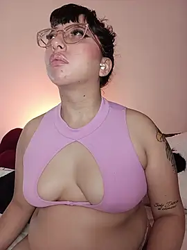 Piafisher_2's Live XXX Chat