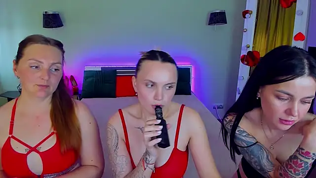 Chatroom XXX en direct de MagicEyess