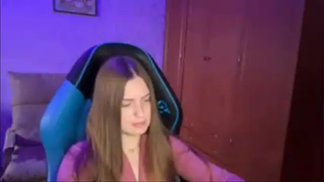 SilkSinner_ webkamerás műsora