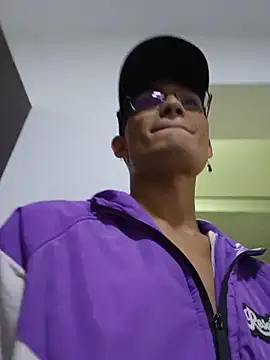 Chatroom XXX en direct de Damian_Garciaa