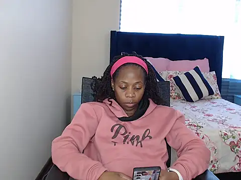 QUEENMANDYY Chat XXX live