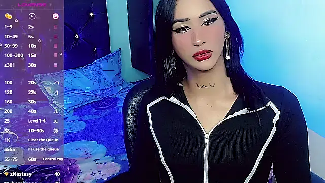 kinverly_sexyx: διαδικτυακό σόου στην κάμερα