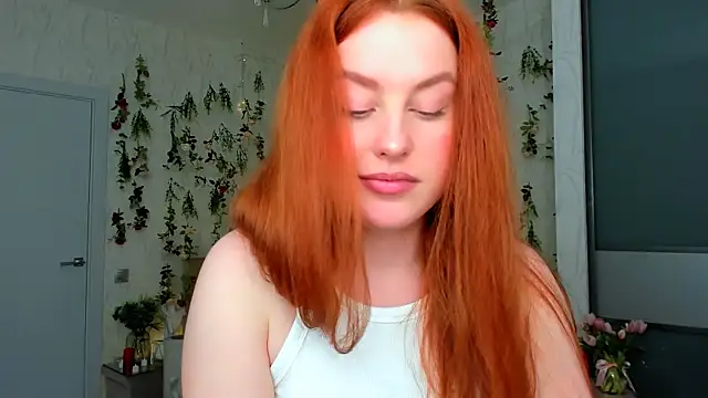 AirySilhouette Adlı Modelin Canlı XXX Sohbeti