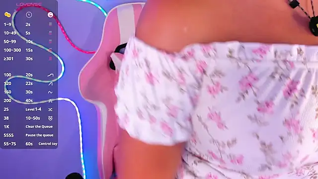 NinaAngel6 Adlı Modelin Canlı XXX Sohbeti