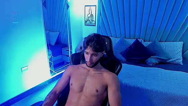 Emmet_CollinsJS' Webcam Show