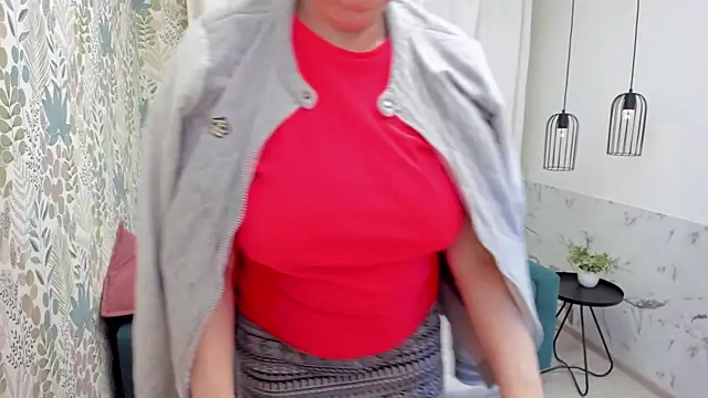 LindaPassionate Adlı Modelin Canlı XXX Sohbeti