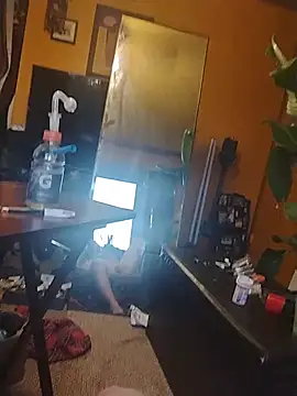 cloudyDadcocks webcam show