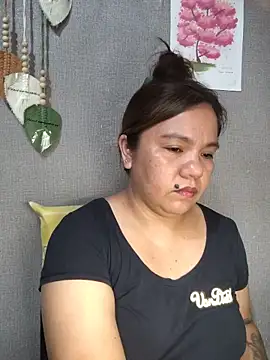 ambersmile Adlı Modelin Canlı XXX Sohbeti