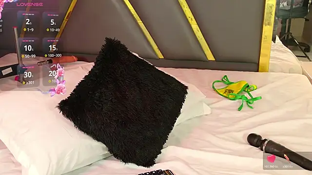 SamanthaPierce Obrolan Langsung XXX