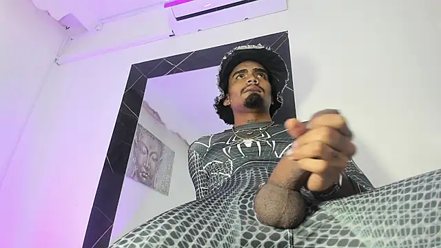 Rpoolrboy Show in webcam