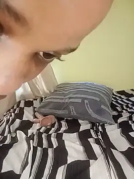 HOTCOPAR18's Live XXX Chat