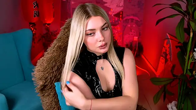 HyileyClark élő XXX-chatje