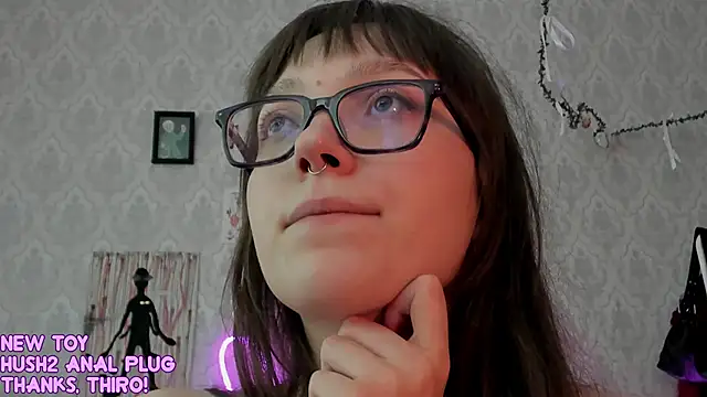 RileyNymph Chat XXX in diretta