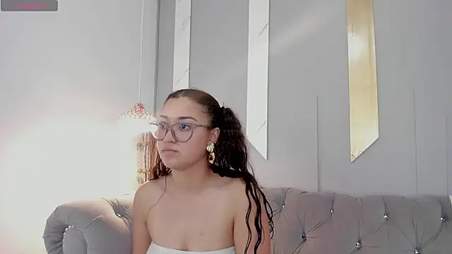 Sweet_lia08 élő XXX-chatje