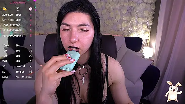Chatroom XXX en direct de EmilyCandyy