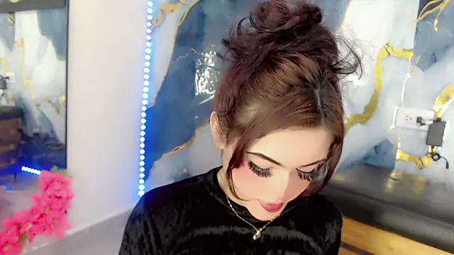 NathalialLooes' Live XXX Chat