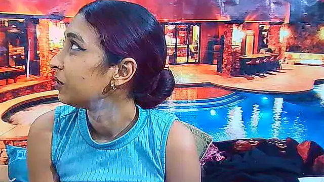 IndianSexyButt – Naživo XXX chat